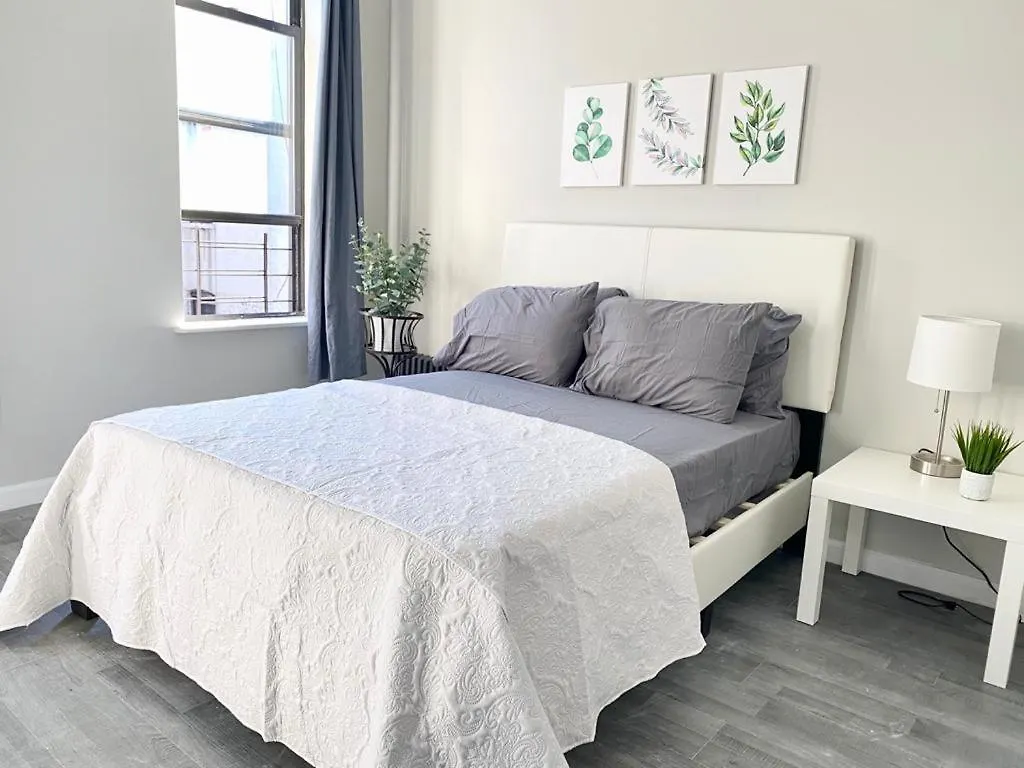 Manhattan New York City Rooms
